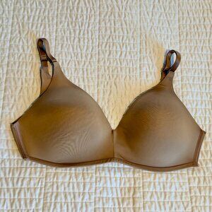 SOMA VANISHING 360 Wireless Bra SIZE 36C - Warm Amber